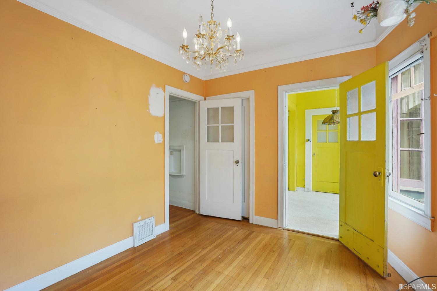 1935 Cabrillo Street