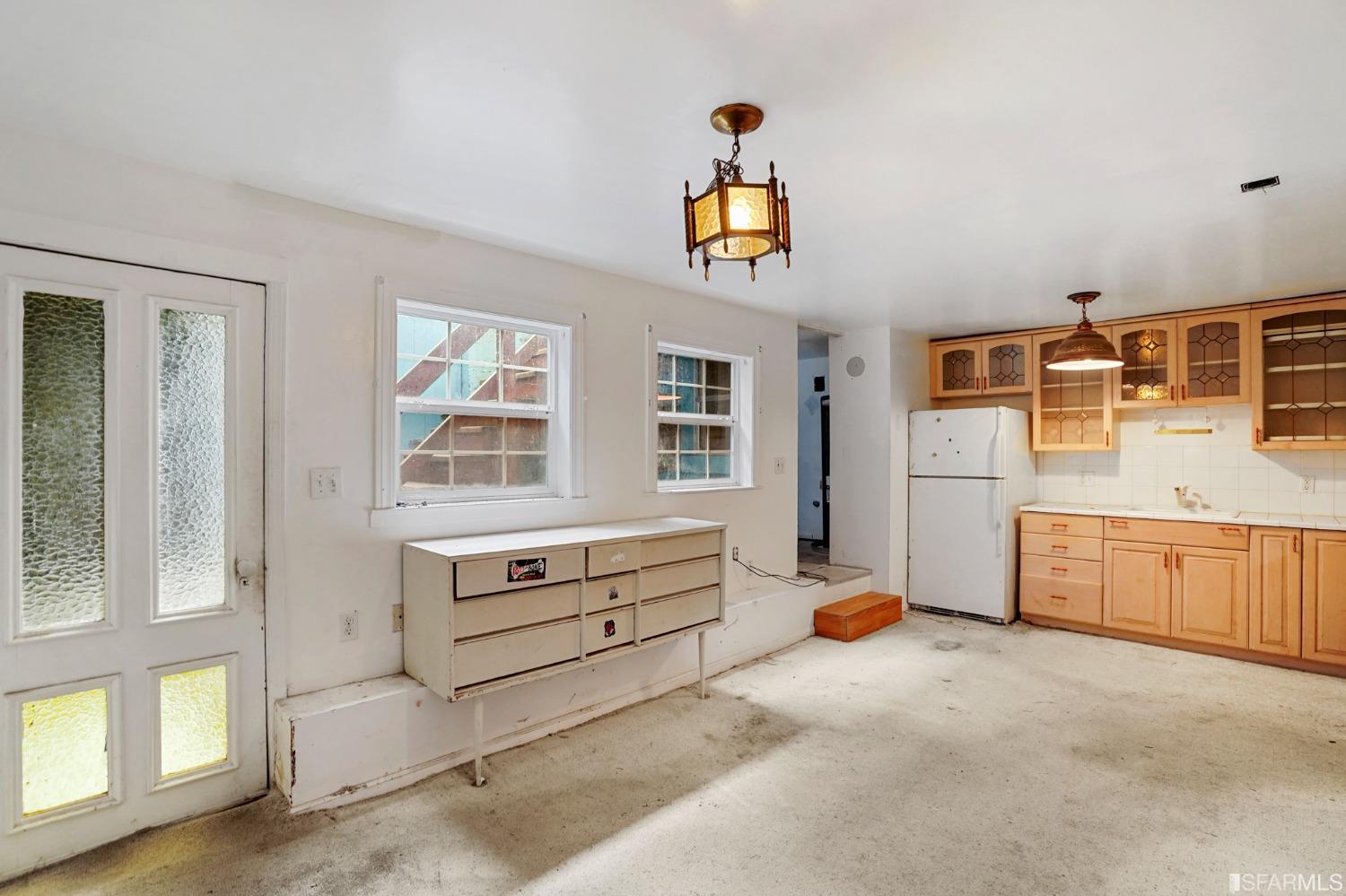 1935 Cabrillo Street