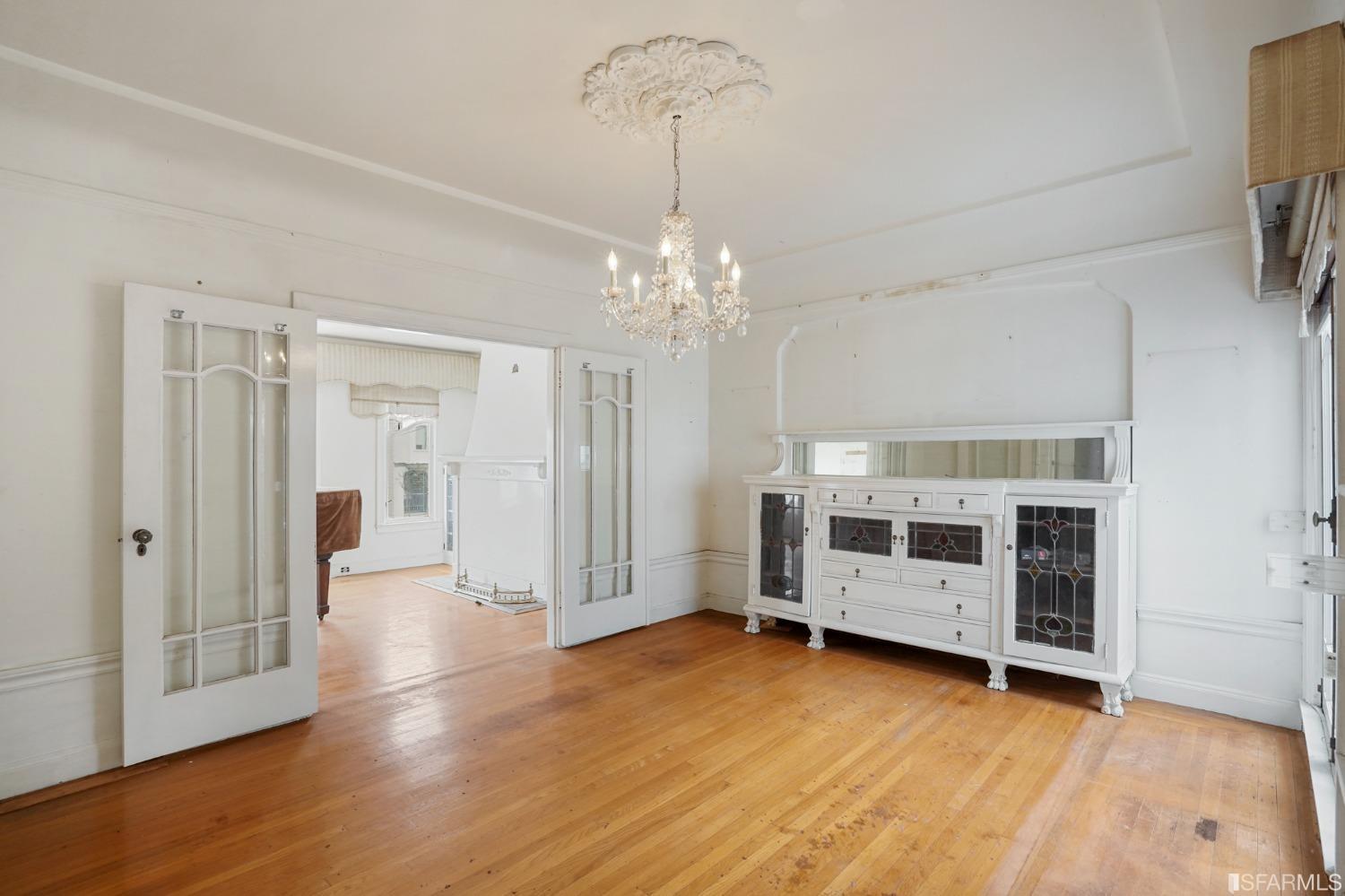 1935 Cabrillo Street