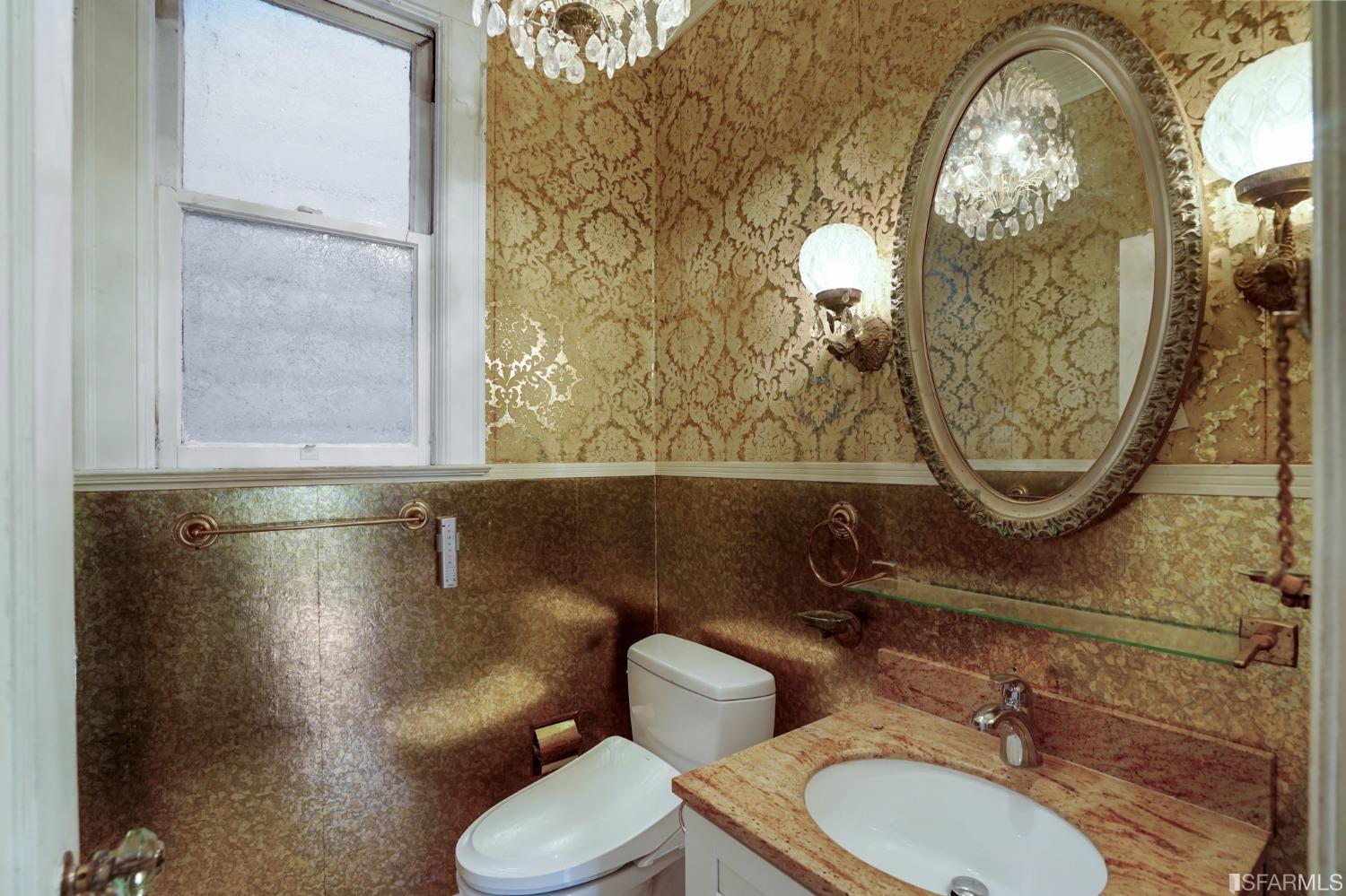 1935 Cabrillo Street