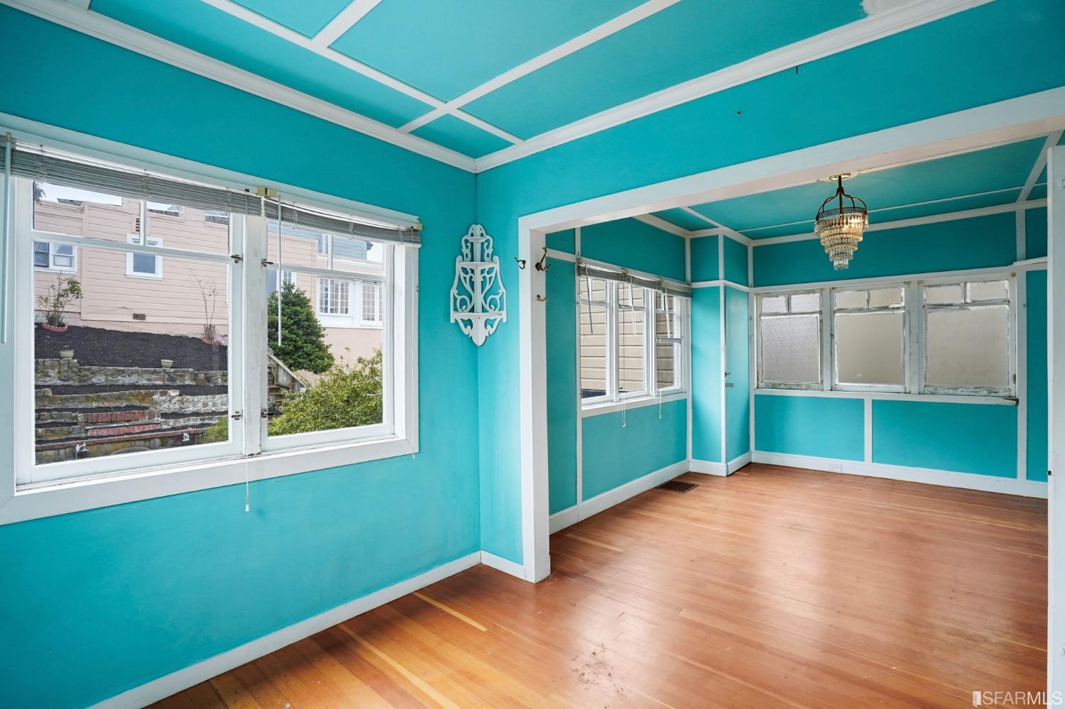 1935 Cabrillo Street