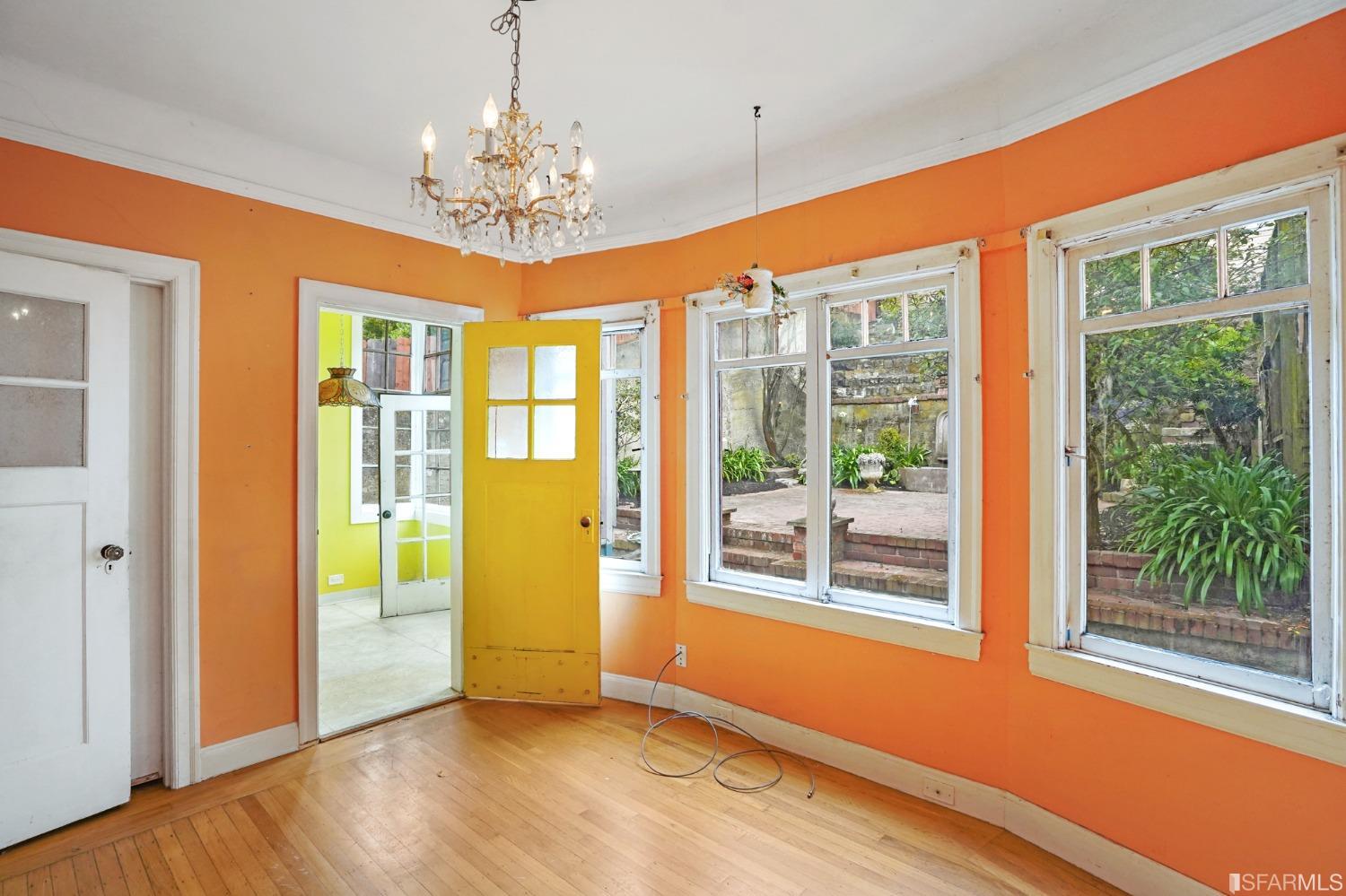 1935 Cabrillo Street