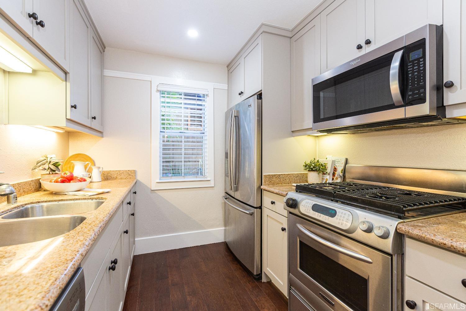 626 Alcatraz Avenue Unit: B