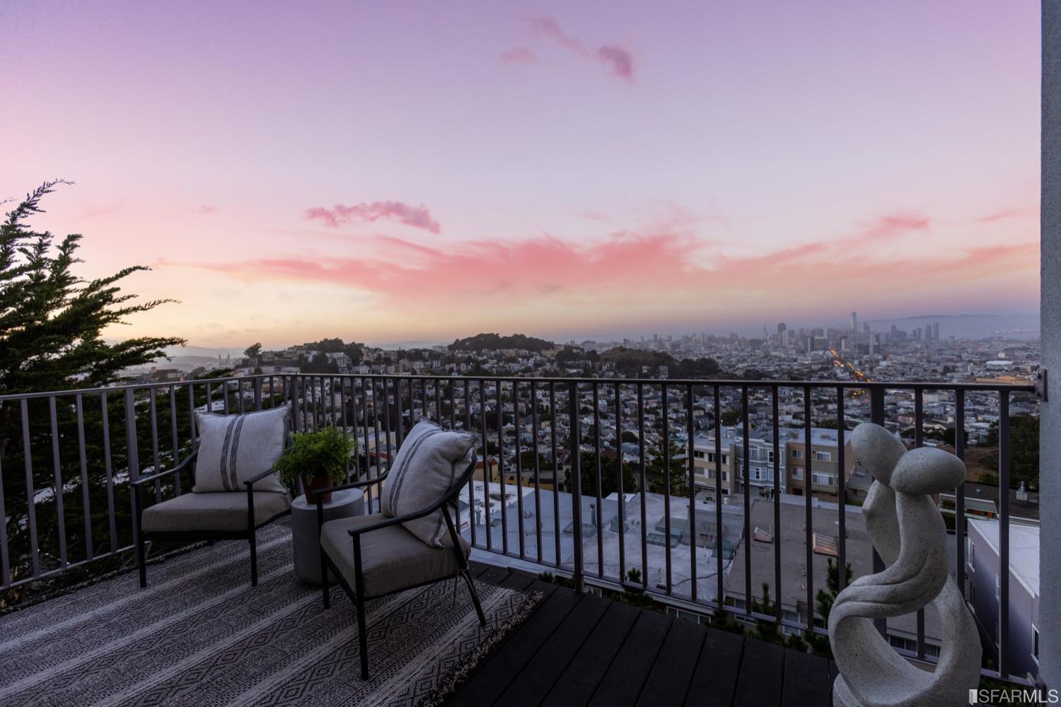 7 N Burnett Avenue Unit: 2