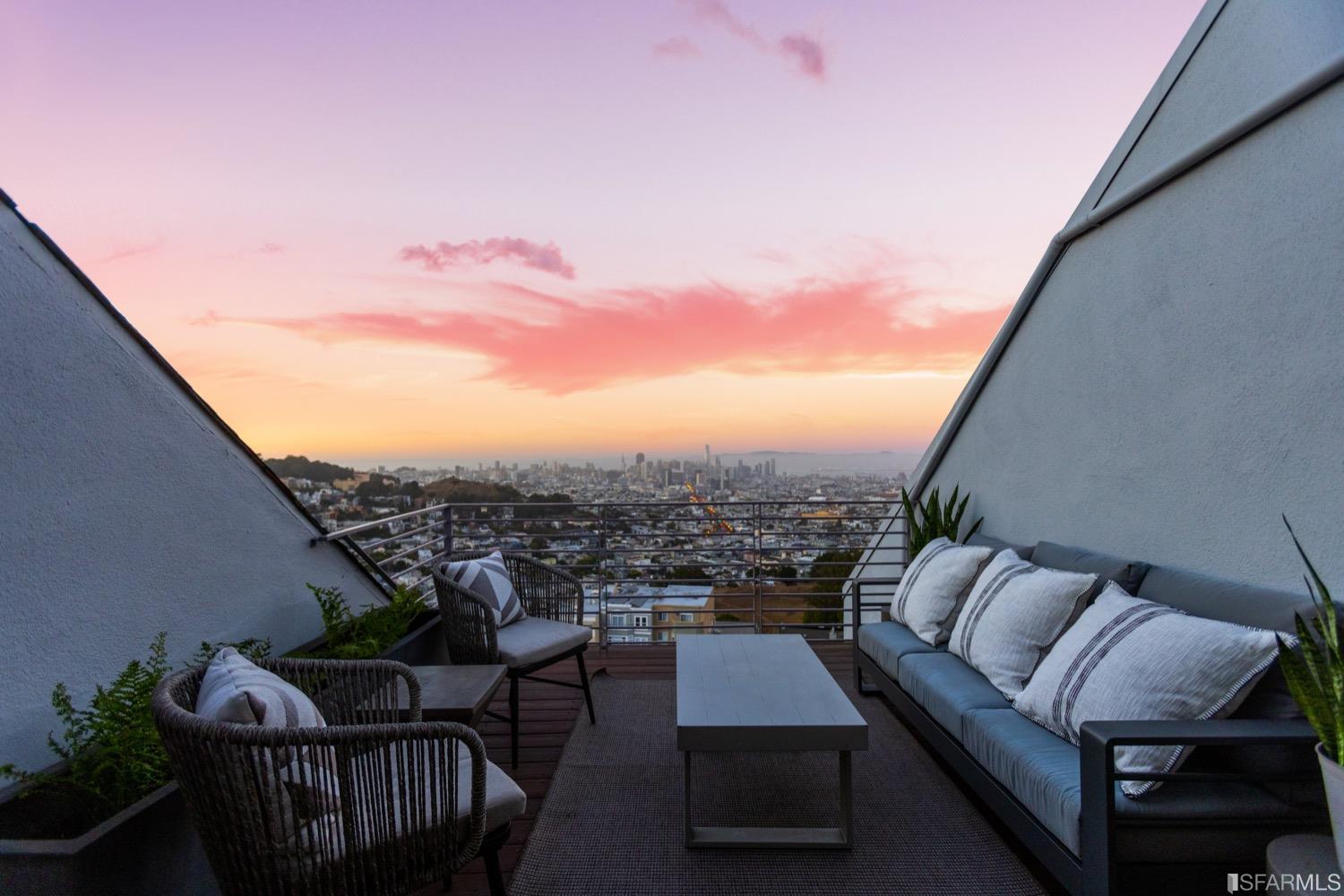 7 N Burnett Avenue Unit: 2