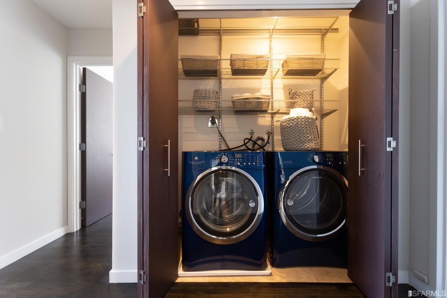 7 N Burnett Avenue Unit: 2