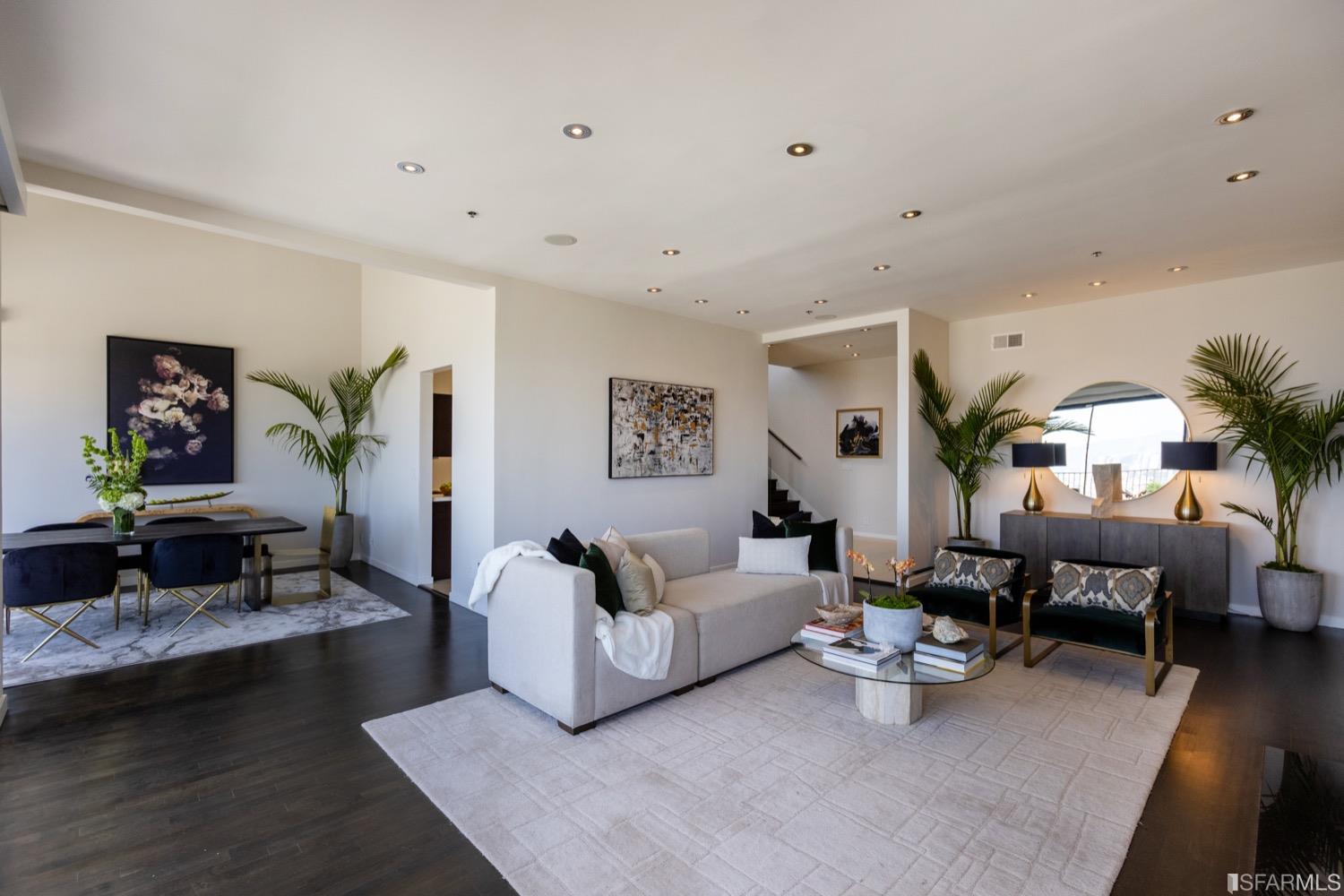 7 N Burnett Avenue Unit: 2