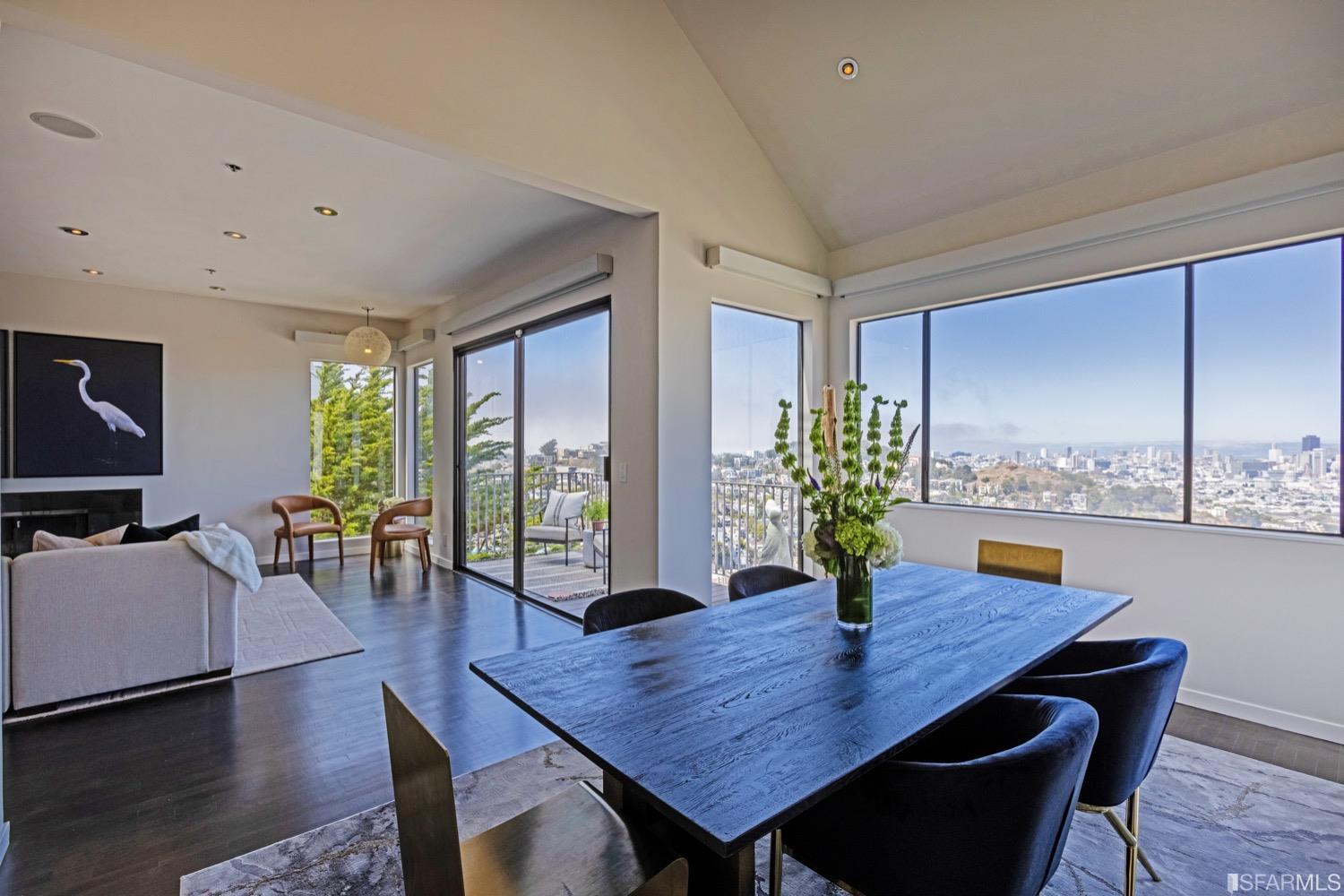 7 N Burnett Avenue Unit: 2