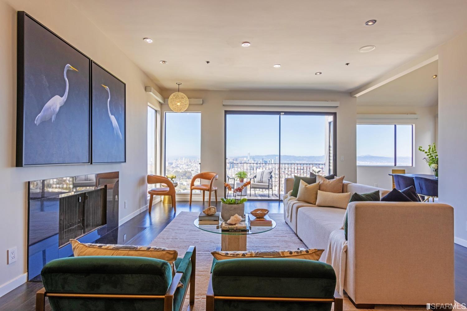 7 N Burnett Avenue Unit: 2