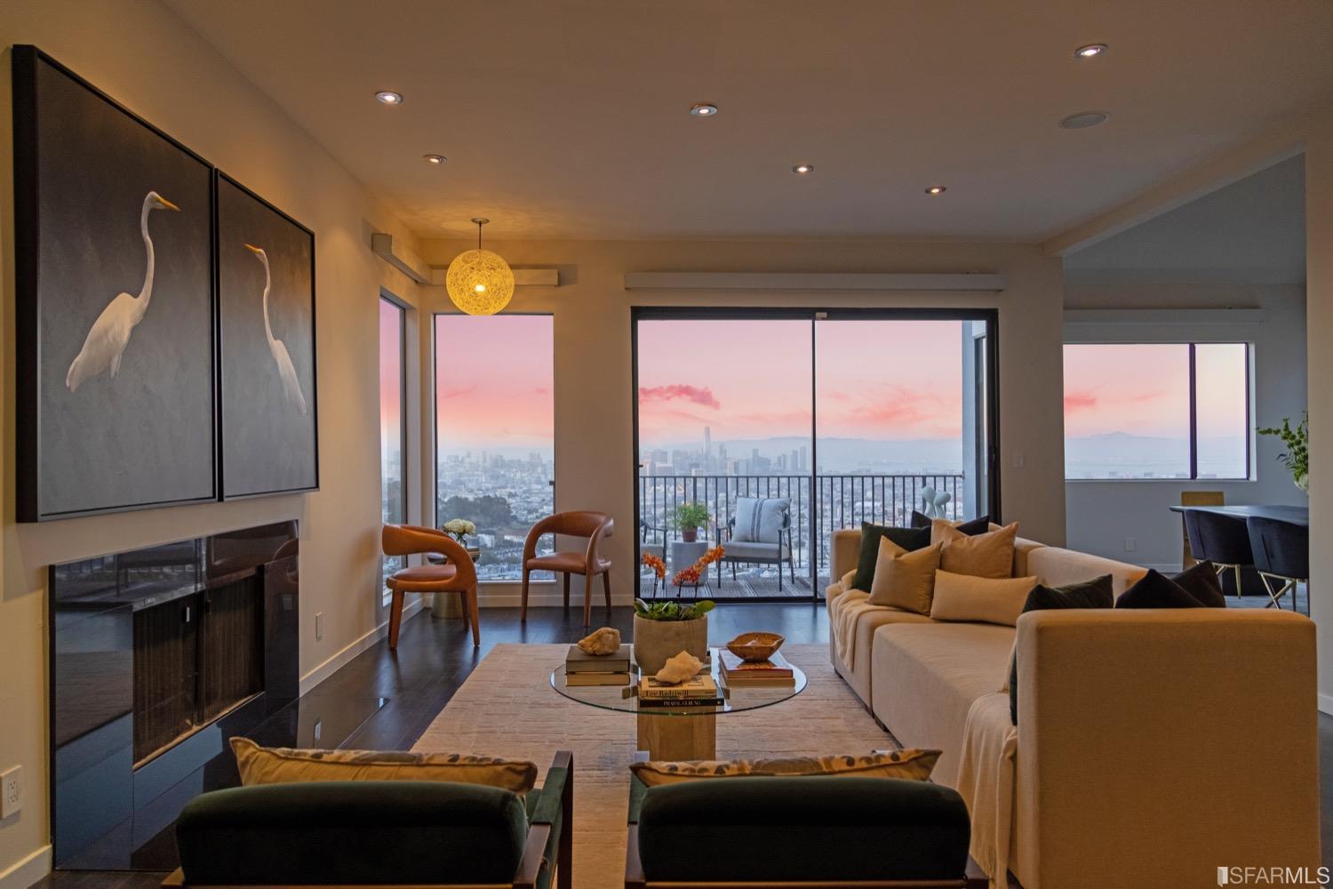 7 N Burnett Avenue Unit: 2