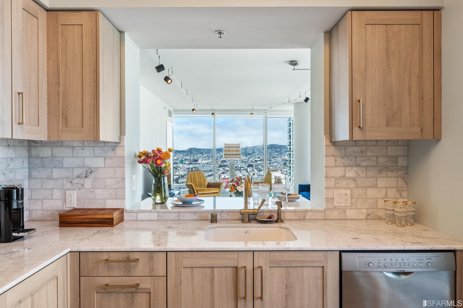 401 Harrison Street Unit: 28B