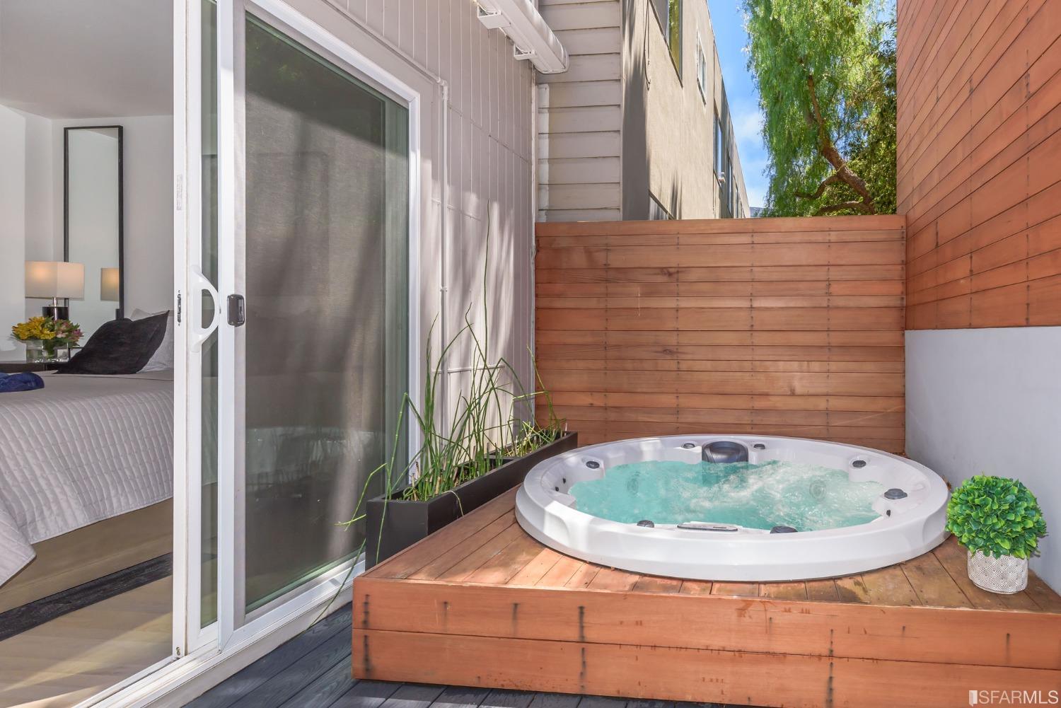 49 Seward Street Unit: 1