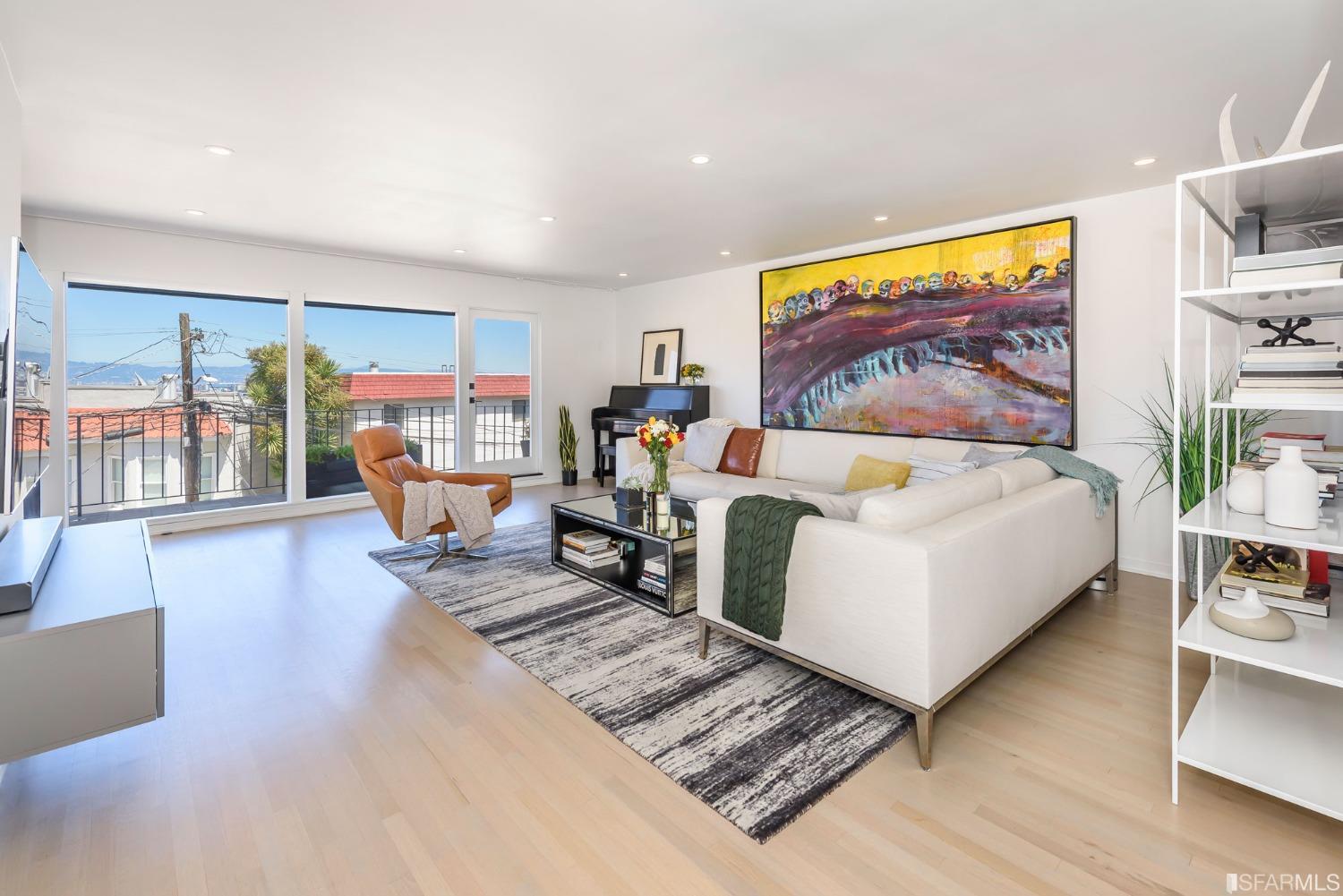 49 Seward Street Unit: 1