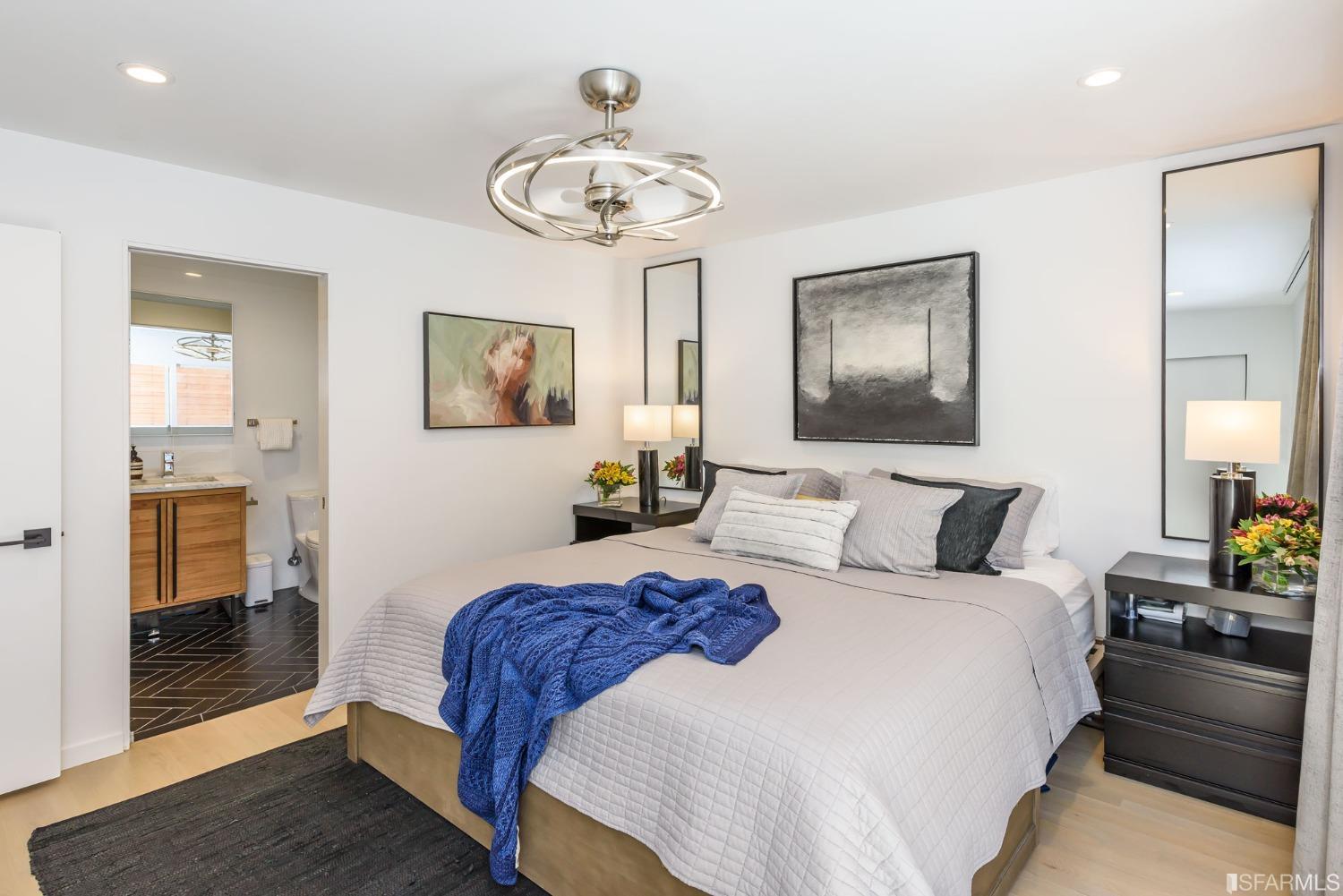 49 Seward Street Unit: 1