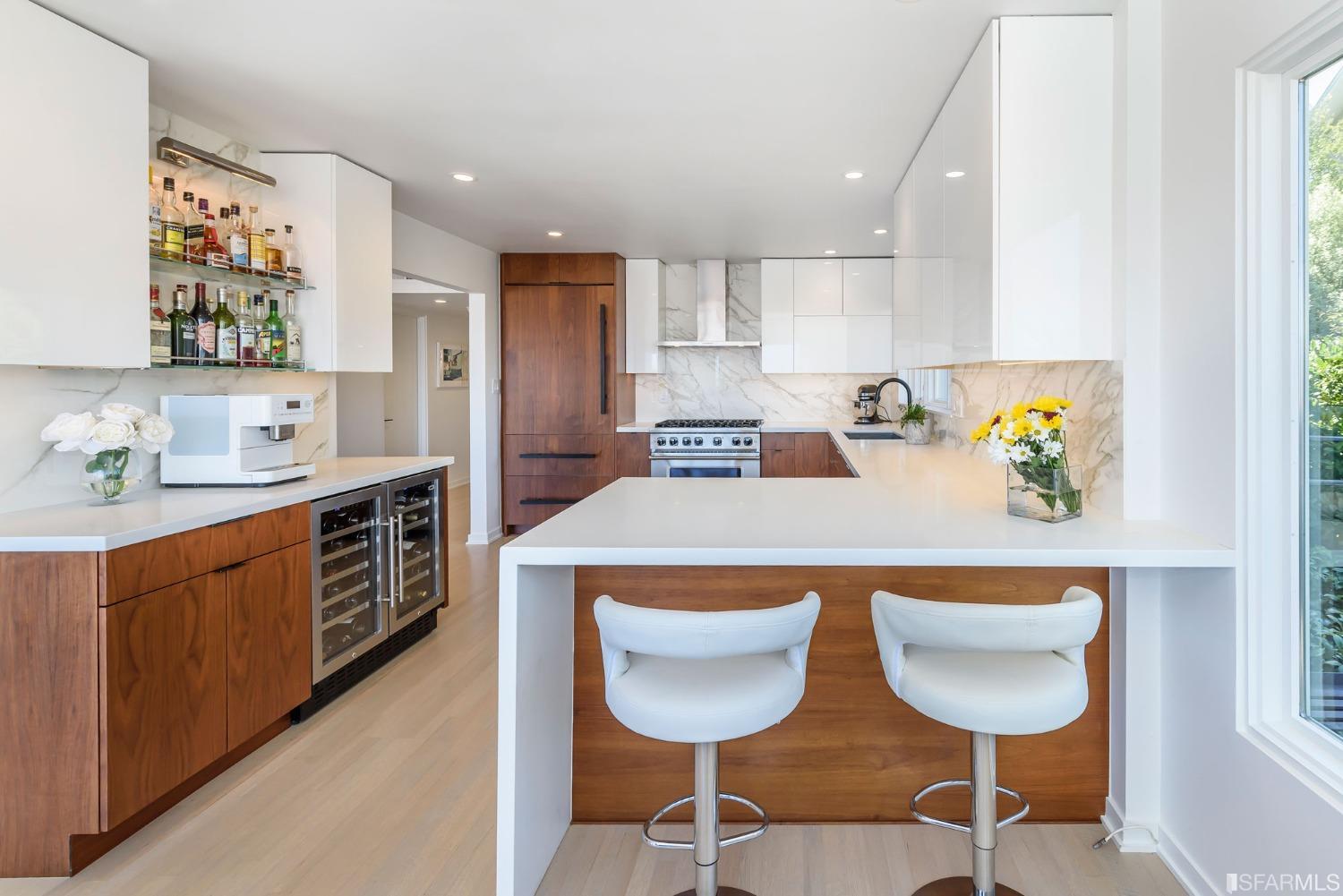 49 Seward Street Unit: 1