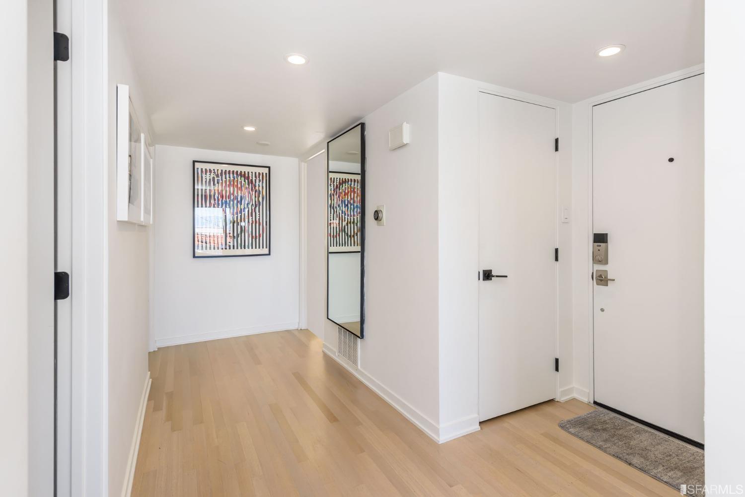 49 Seward Street Unit: 1