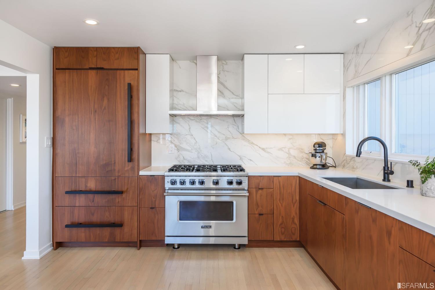 49 Seward Street Unit: 1