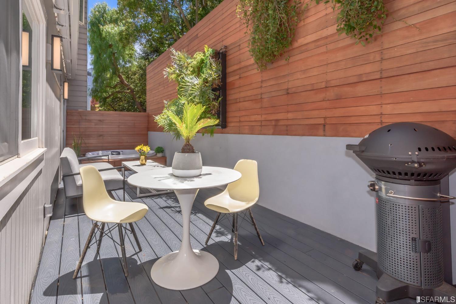 49 Seward Street Unit: 1