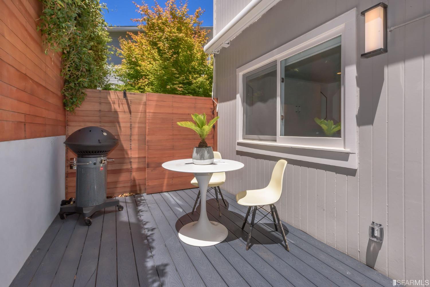 49 Seward Street Unit: 1