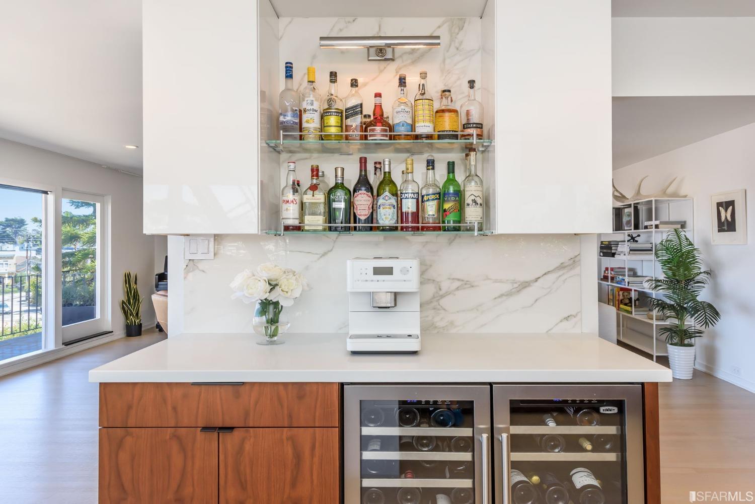 49 Seward Street Unit: 1