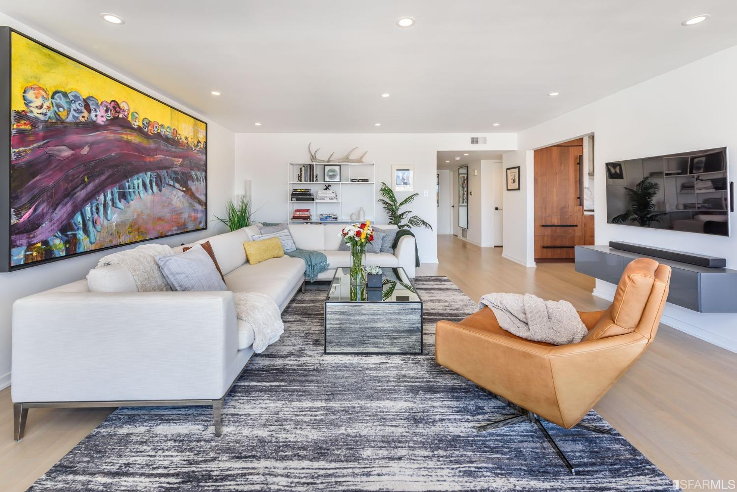 49 Seward Street Unit: 1