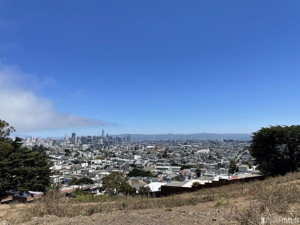 49 Seward Street Unit: 1