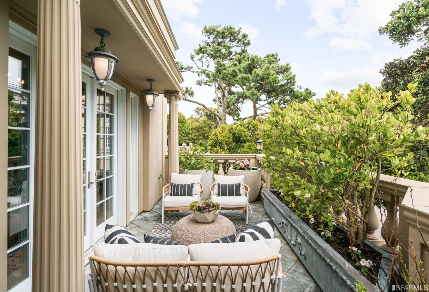 3810 Washington Street