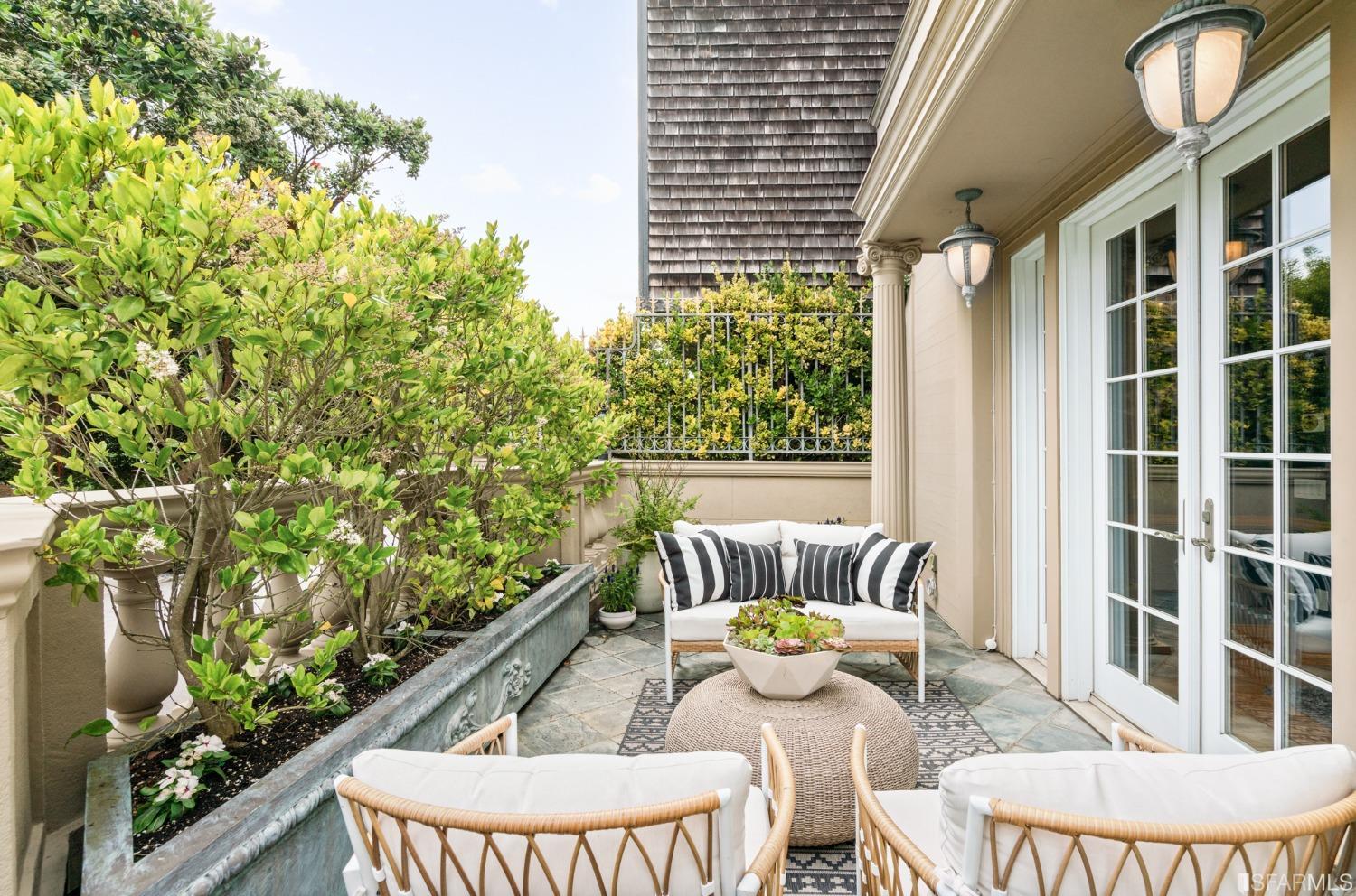 3810 Washington Street