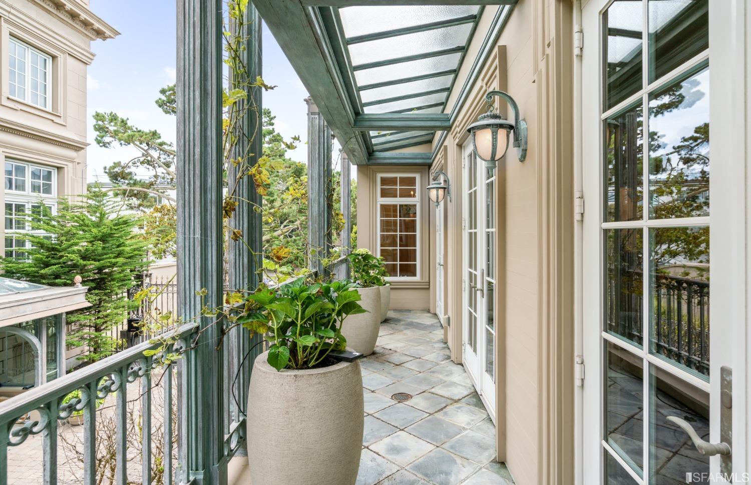 3810 Washington Street