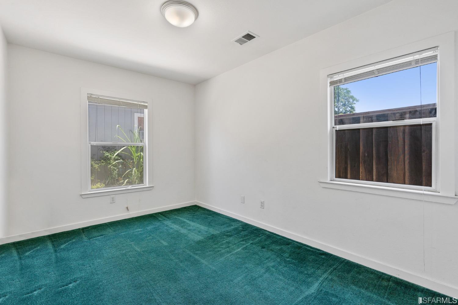 360 E Saint John Street