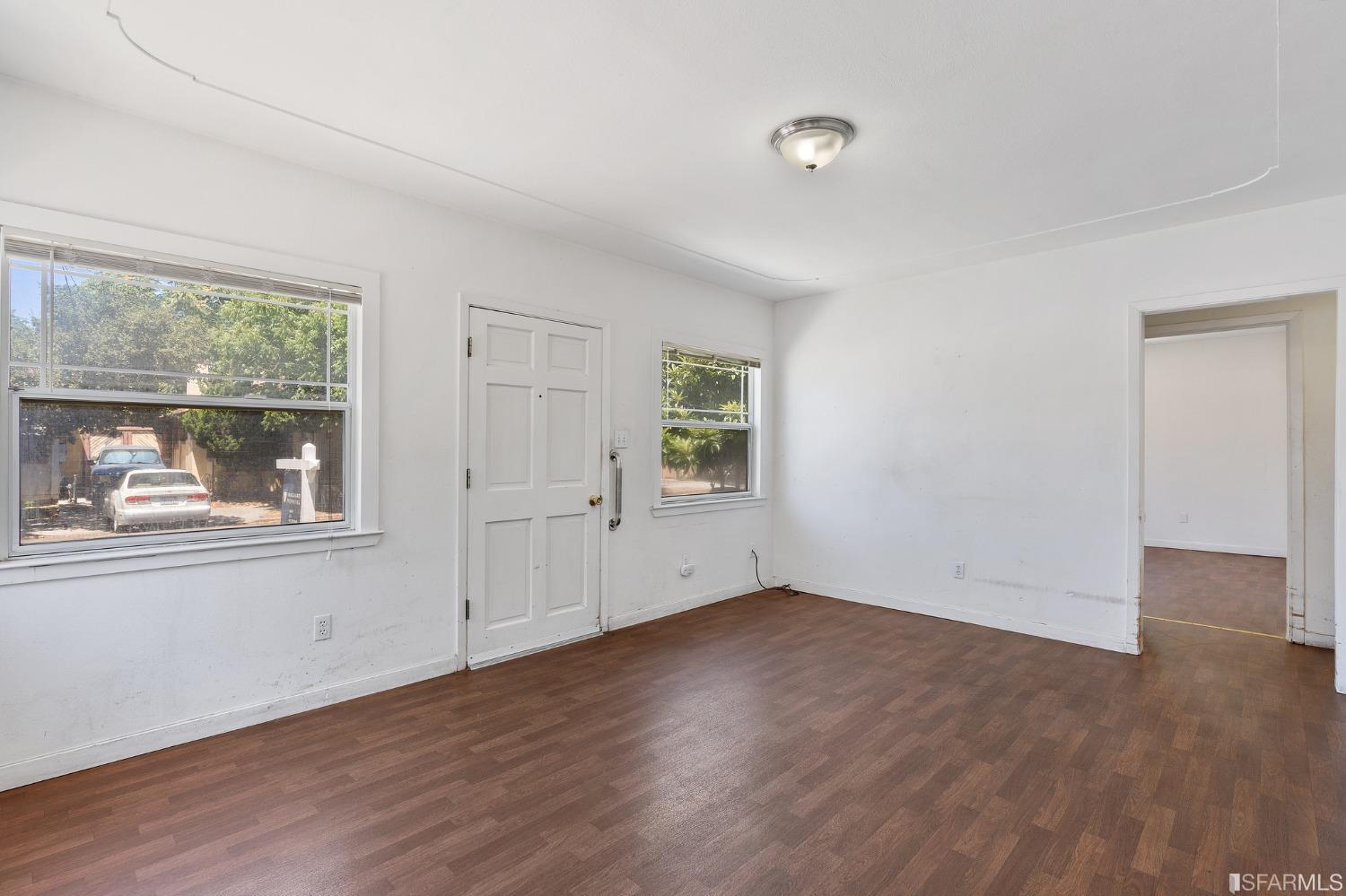 360 E Saint John Street