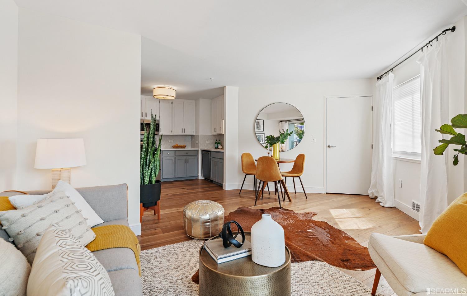 135 Valencia Street Unit: A307