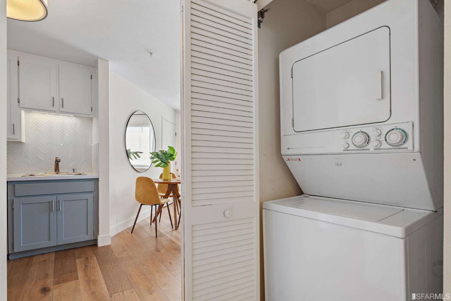 135 Valencia Street Unit: A307