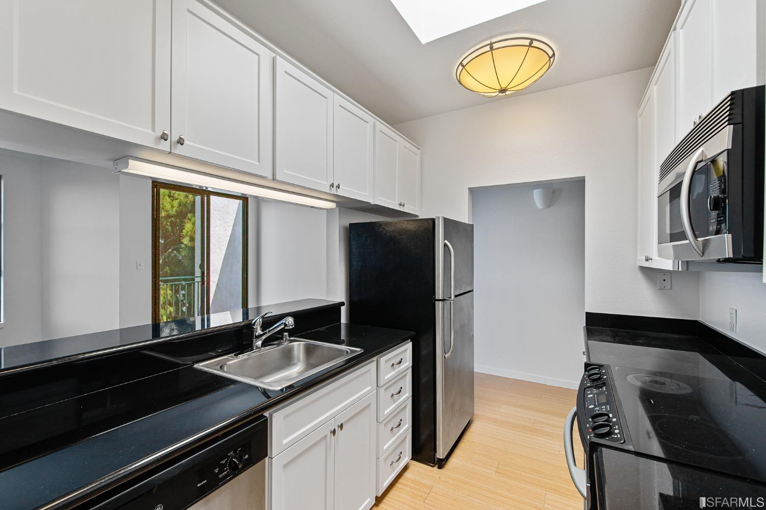 1440 Broadway Street Unit: 407