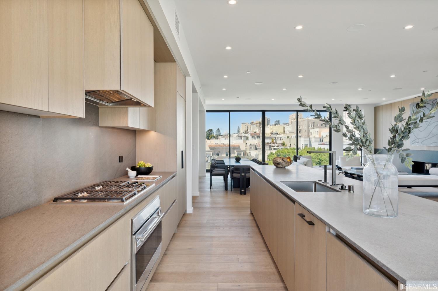 1452 Broadway Unit: PH