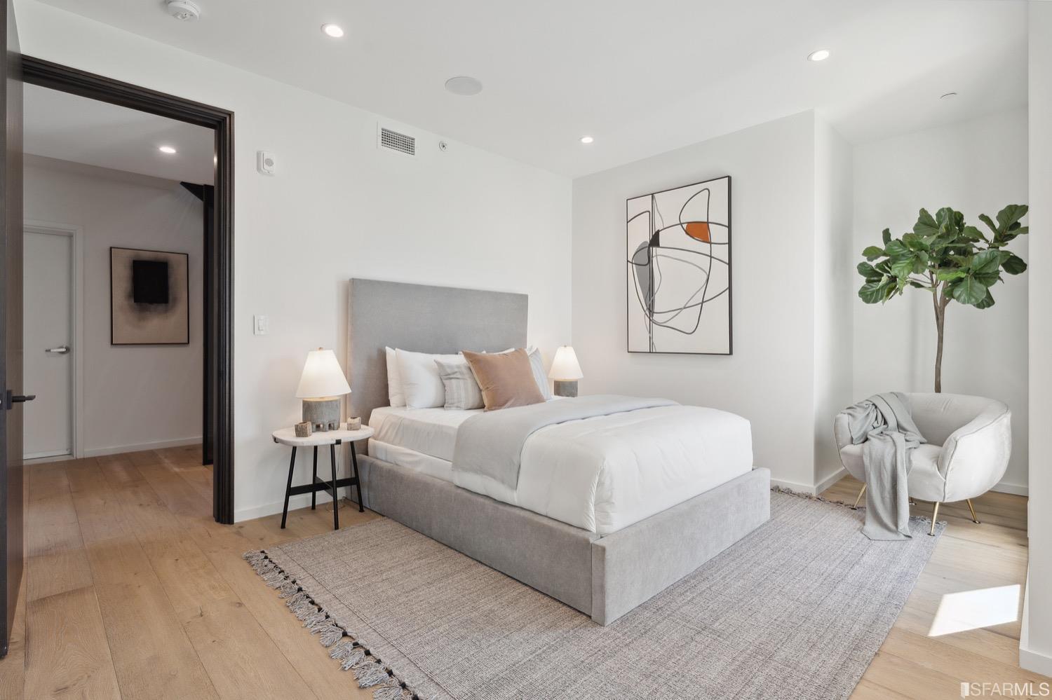 1452 Broadway Unit: PH