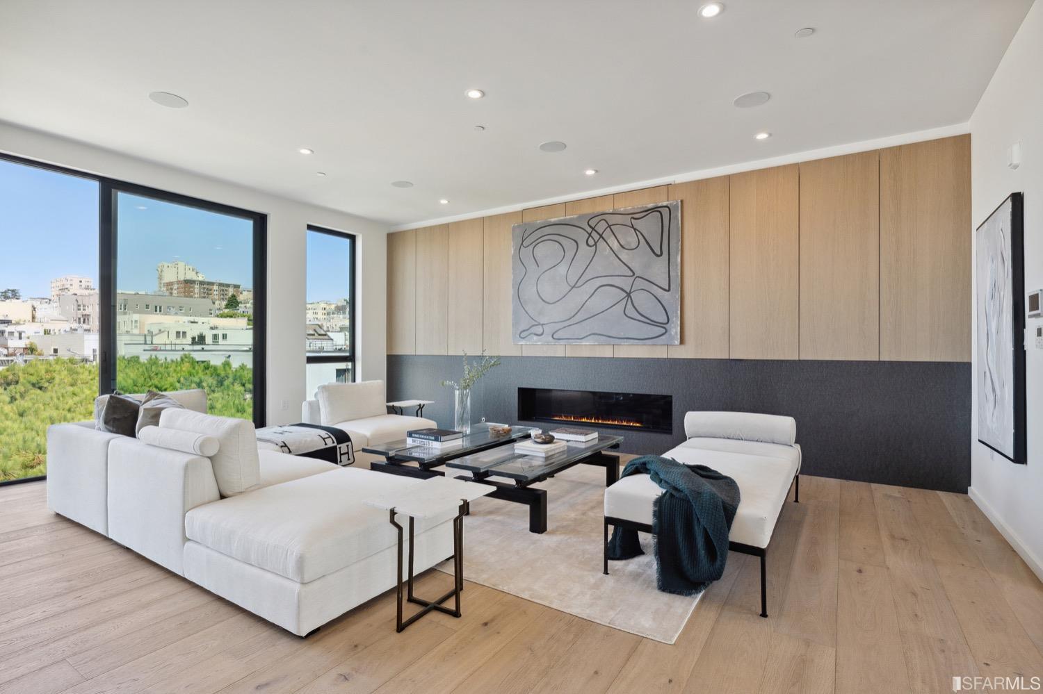 1452 Broadway Unit: PH