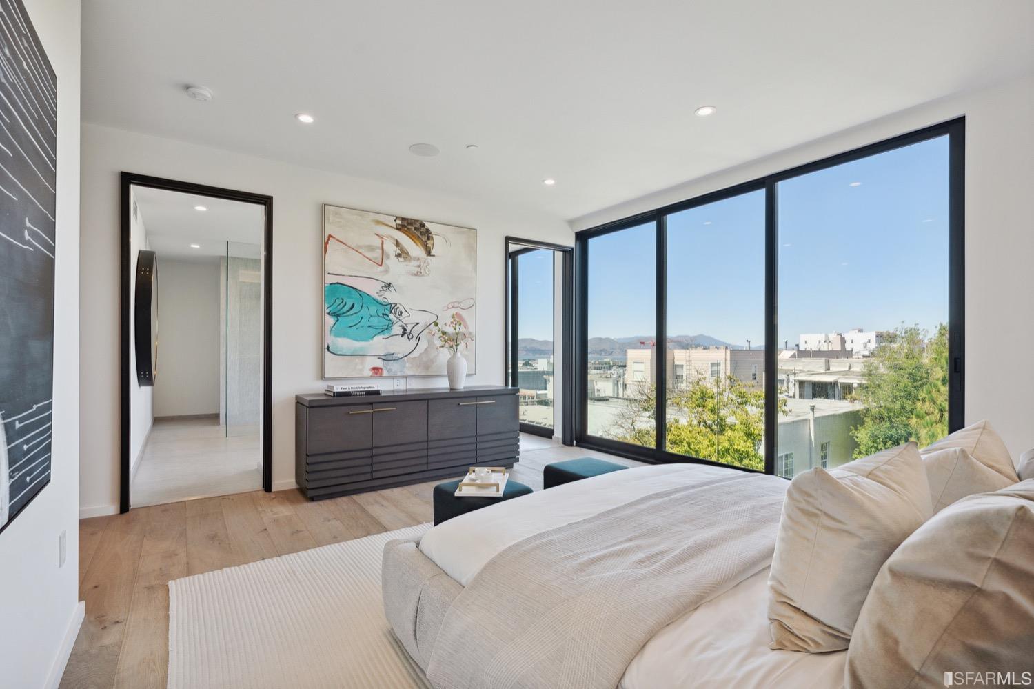 1452 Broadway Unit: PH