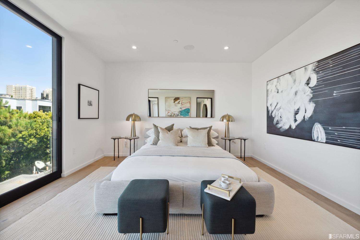 1452 Broadway Unit: PH