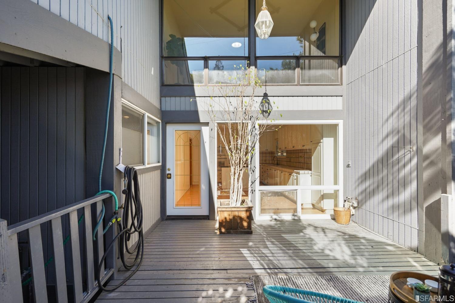 901 Harbor View Drive