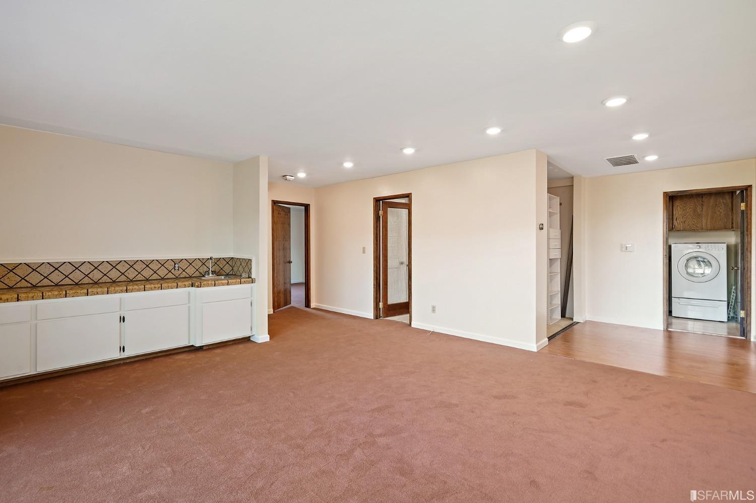 901 Harbor View Drive