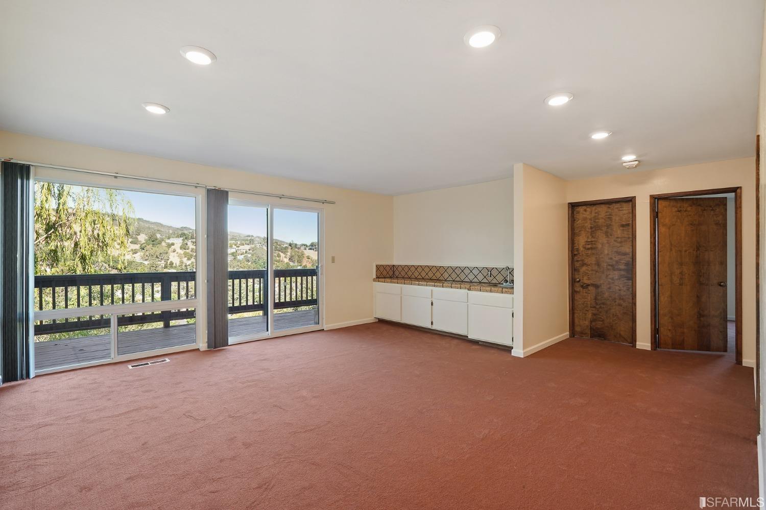 901 Harbor View Drive