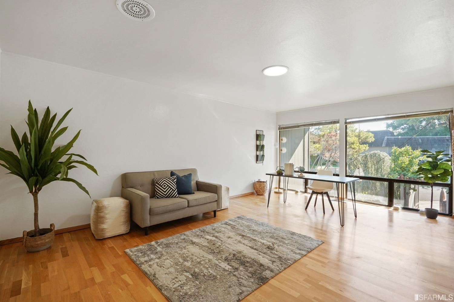 901 Harbor View Drive