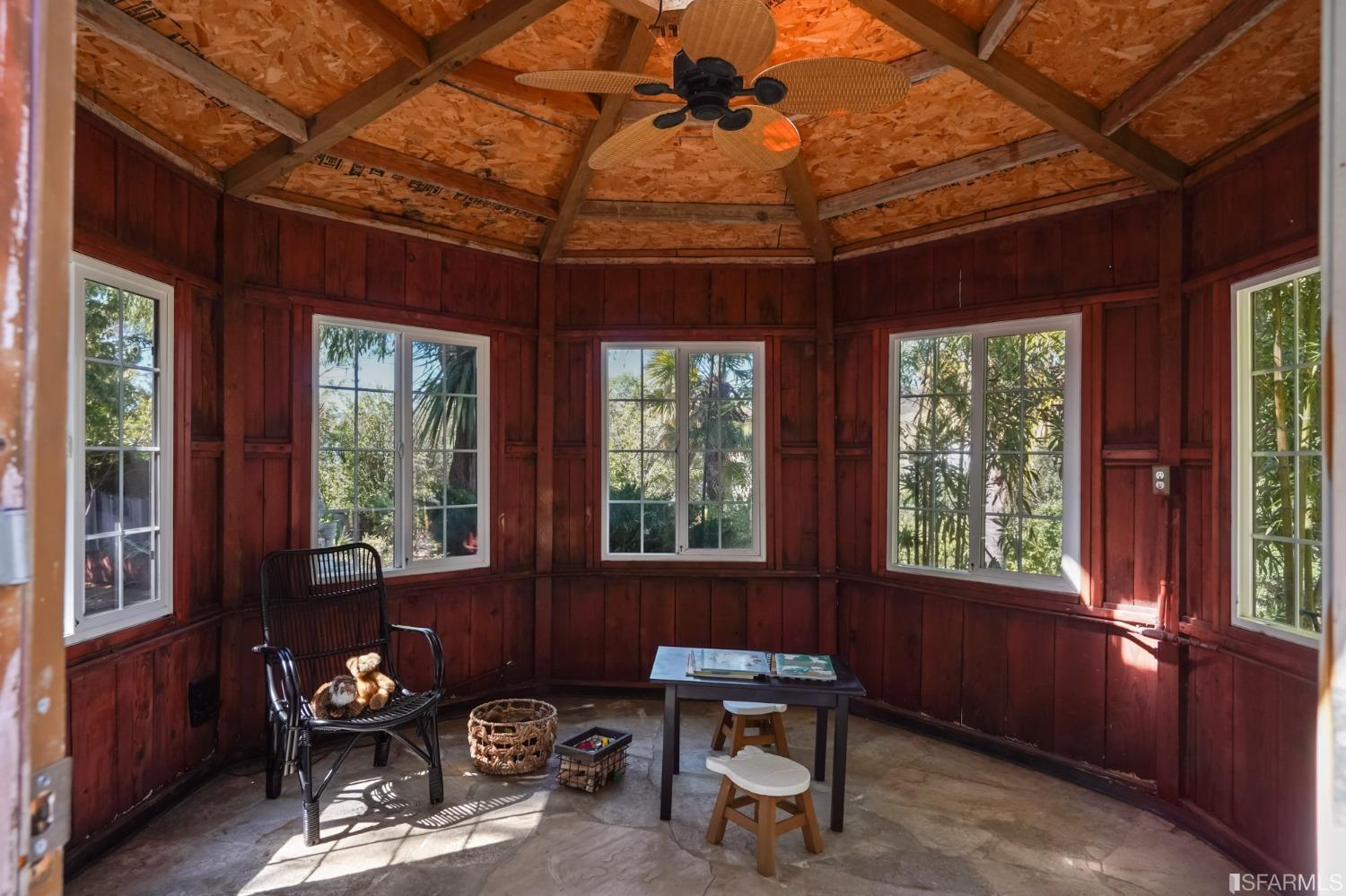 901 Harbor View Drive