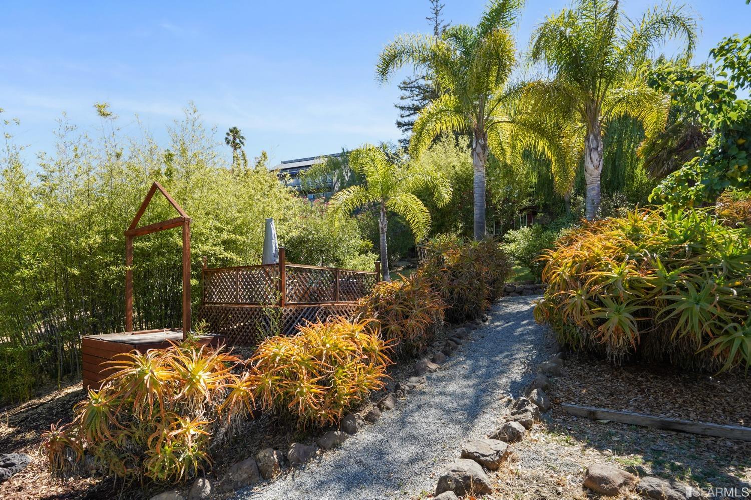 901 Harbor View Drive