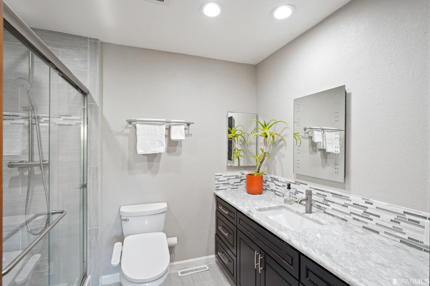 901 Harbor View Drive