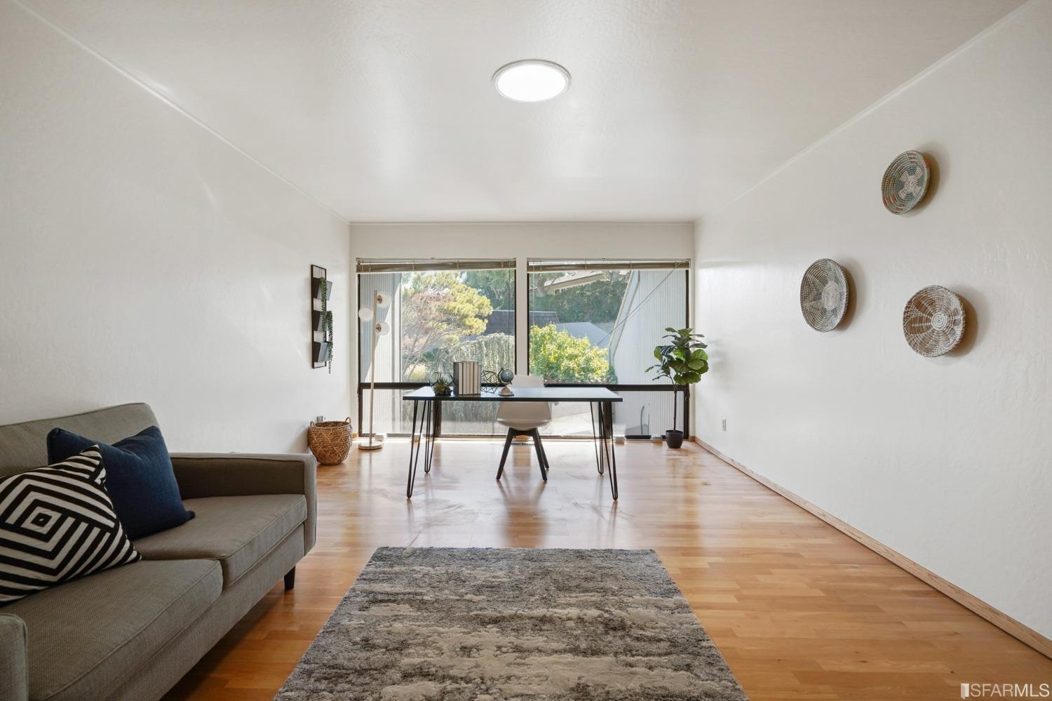 901 Harbor View Drive