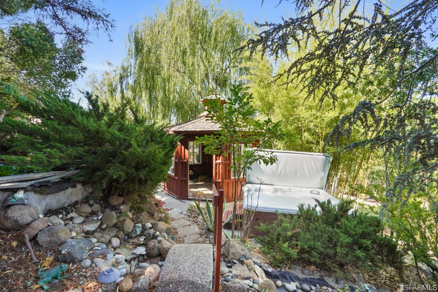 901 Harbor View Drive