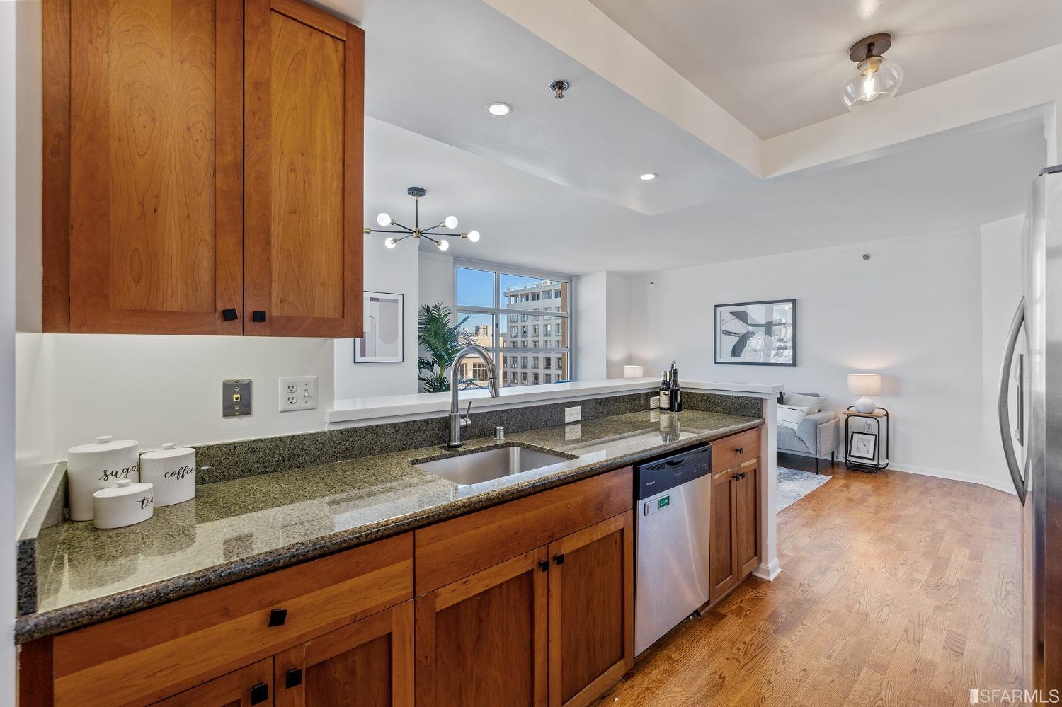 1800 Washington Street Unit: 513