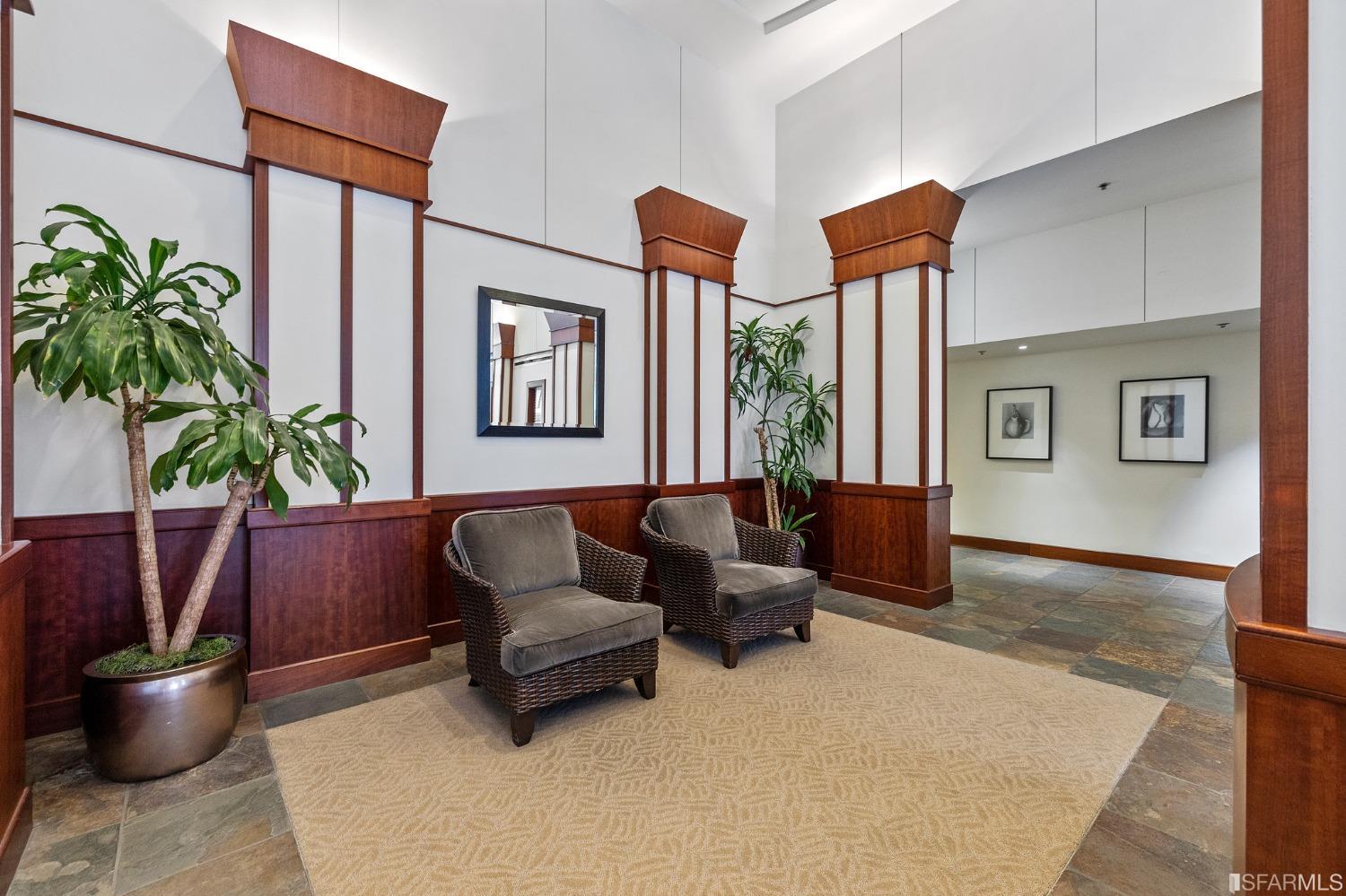 1800 Washington Street Unit: 513